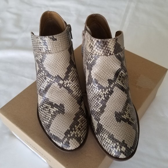 NIB LUCKY BRAND BRINTLY ANKLE BOOTIE WATERPROOF SNAKE PRINT EMBOSSED LEATHER 8 - Picture 7 of 12